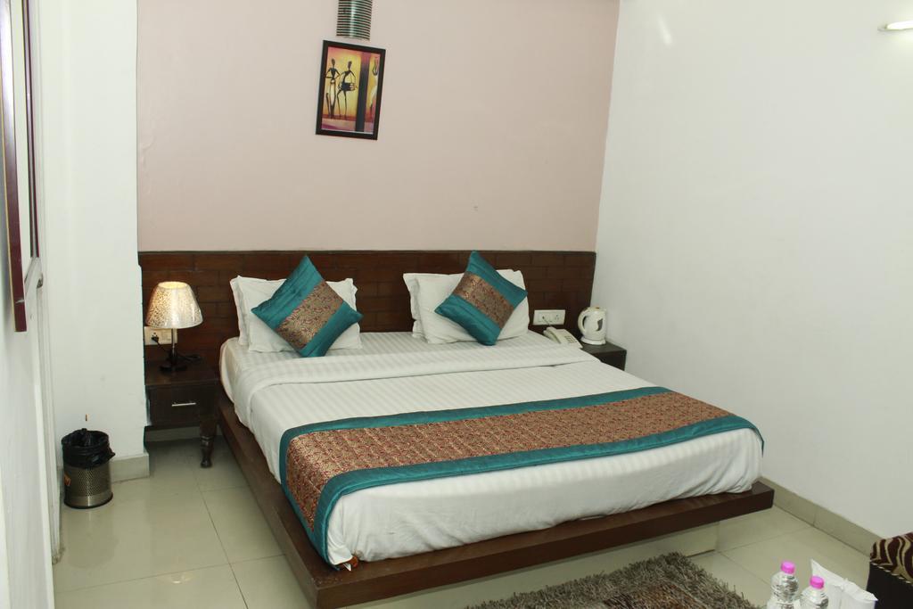 Airport Hotel Port View Neu-Delhi Exterior foto