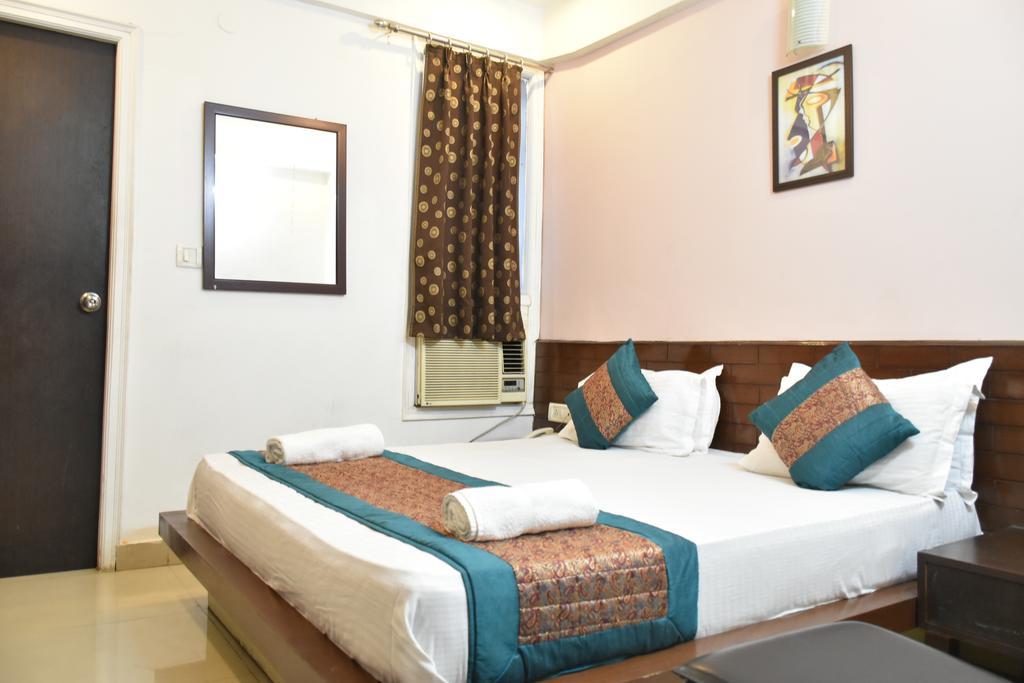Airport Hotel Port View Neu-Delhi Exterior foto