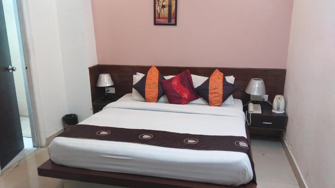 Airport Hotel Port View Neu-Delhi Zimmer foto