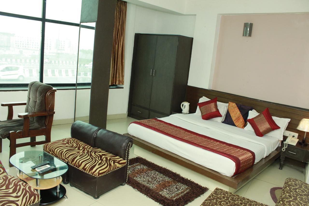 Airport Hotel Port View Neu-Delhi Zimmer foto